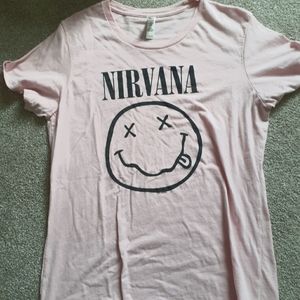 Women's nirvana band tshirt
